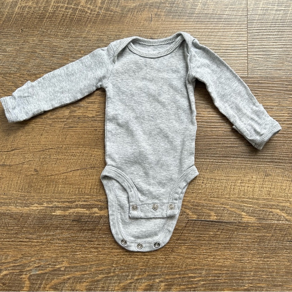 Carter’s Newborn Onesie Lot Solid Colors Onesies Boy Girl Gender Neutral Unisex - Picture 8 of 14